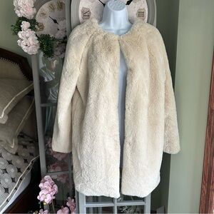 Women’s POPSUGAR Coat Jacket Ivory Cream Faux Fur Luxe Oversized Size XS